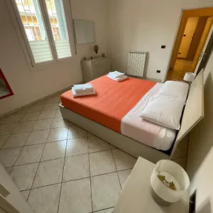 Feels Like Apartamento